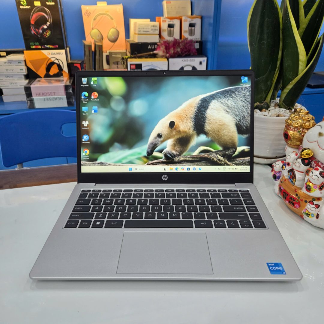 HP 240 G10 - B73TJAT
