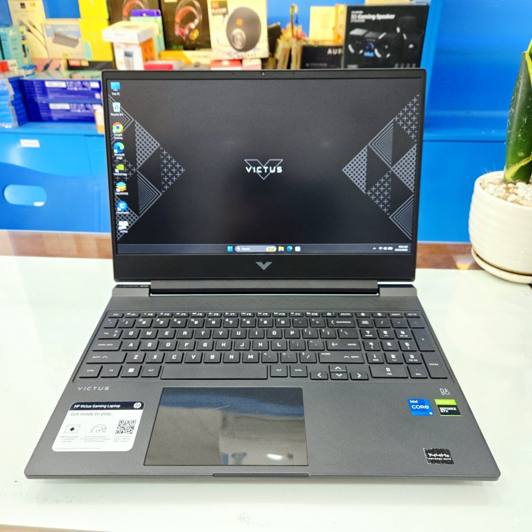 HP Victus 15