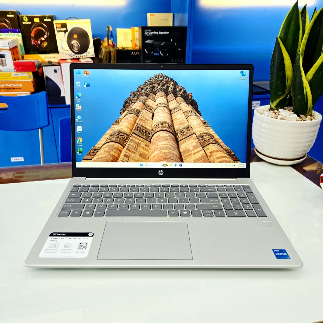 HP 15 - FD0133WM